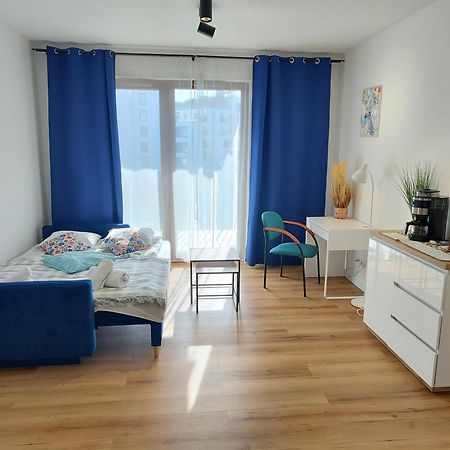 Uroczy Apartament Z Miejscem Na Auto W Garazu Varsóvia Exterior foto