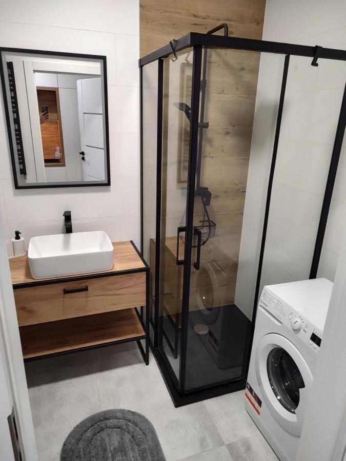 Uroczy Apartament Z Miejscem Na Auto W Garazu Varsóvia Exterior foto